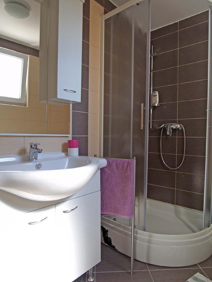 Federica A2+1 Apartment Veli Losinj Bagian luar foto